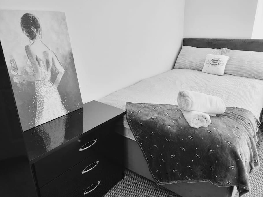 レミントンスパーHigh Street, 2 Bed, Newly Refurbアパートメント エクステリア 写真