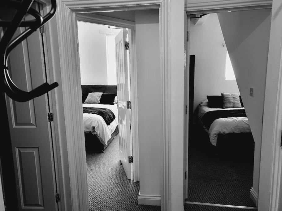 レミントンスパーHigh Street, 2 Bed, Newly Refurbアパートメント エクステリア 写真
