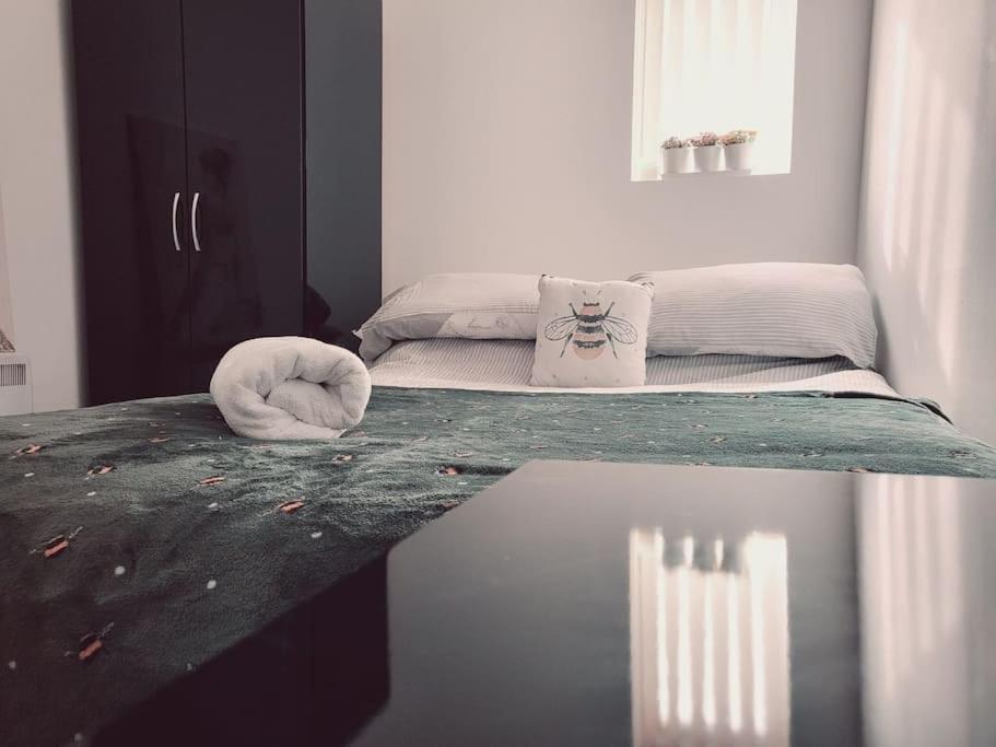 レミントンスパーHigh Street, 2 Bed, Newly Refurbアパートメント エクステリア 写真
